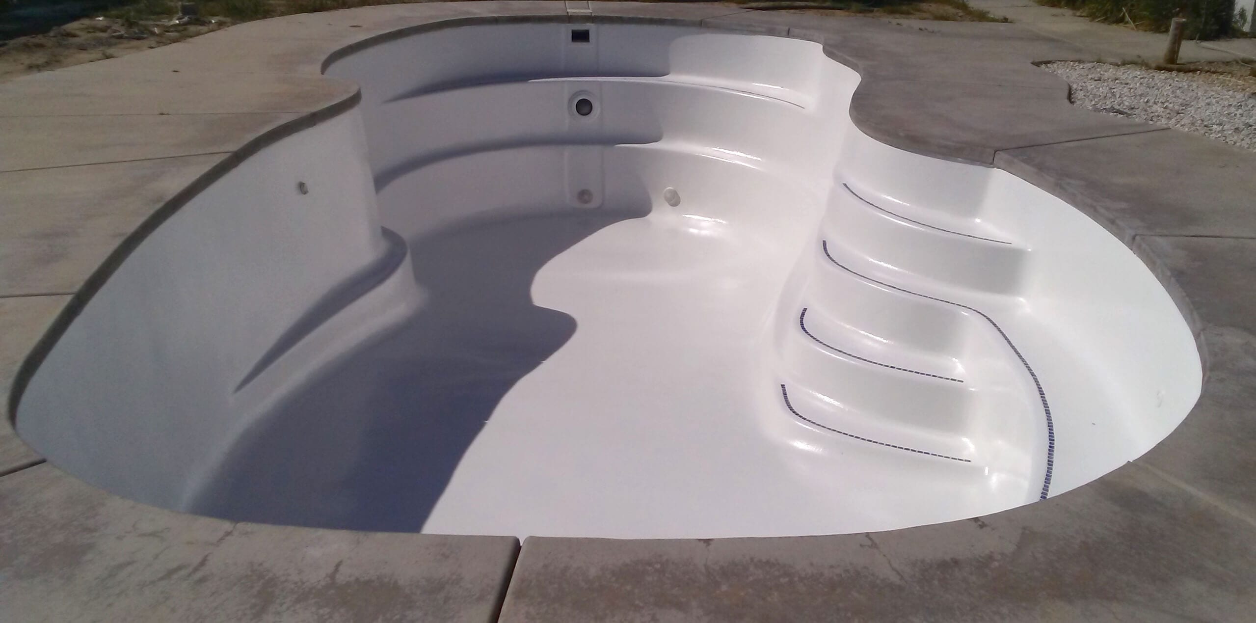 Fiberglass Pool Resurfacing – How Does It Work?